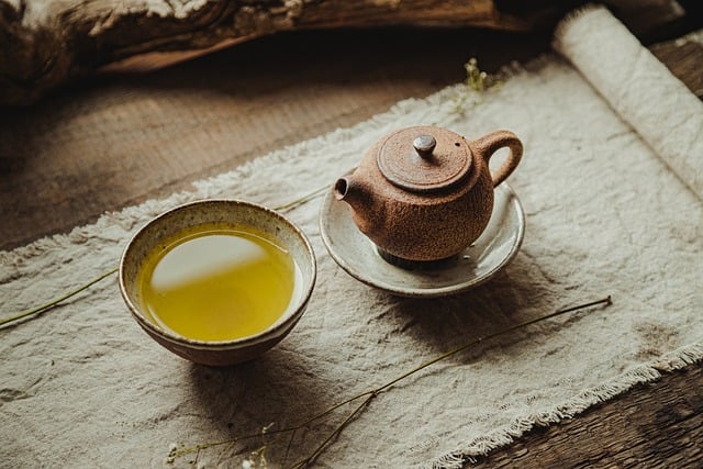 Ceai de castravete amar: 5 beneficii utile sanatatii