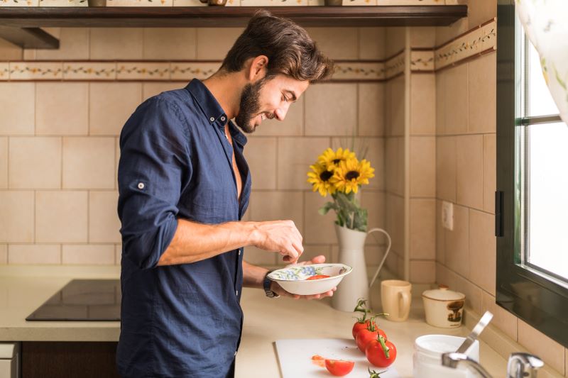 7 schimbari in bucatarie care iti redau energia si claritatea mentala